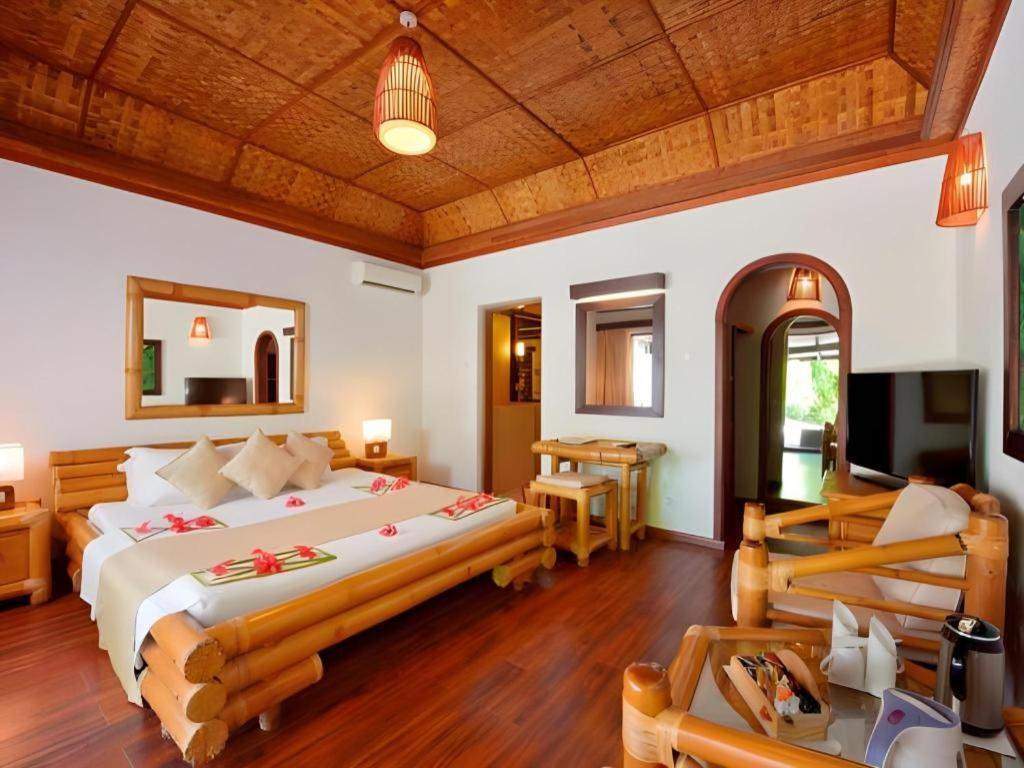 Angaga Island Resort And Spa Extérieur photo