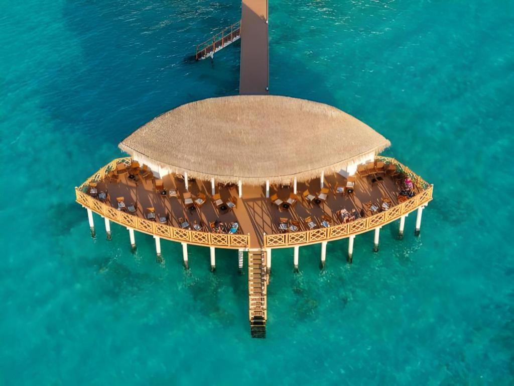 Angaga Island Resort And Spa Extérieur photo